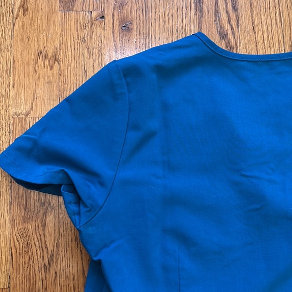 Figs Scrub Top - Picture 8 of 10